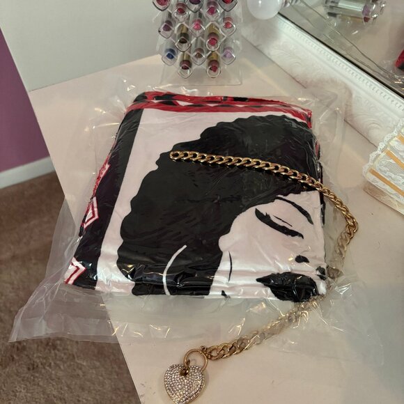 Sorority throw blanket. - Picture 4 of 4